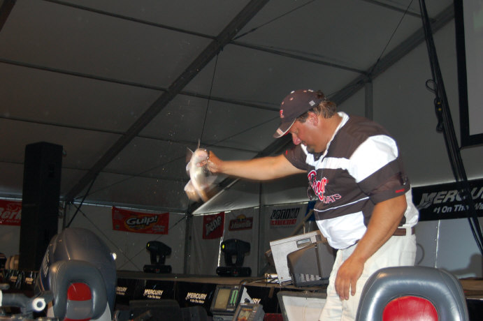 C6B68ADC-8EB6-44FC-871C-736A68571D61