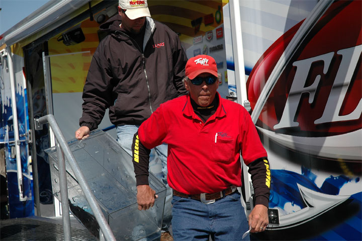 C6CB643E-CF65-4234-AFD7-6C5570285B43