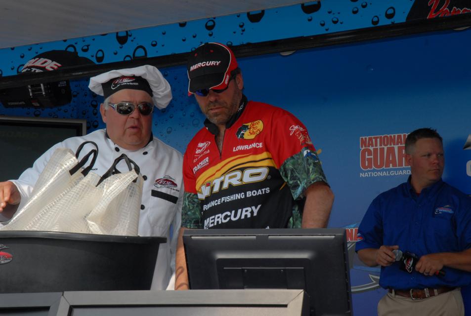 C7357681-021A-4547-B1B6-4B1E77F28646