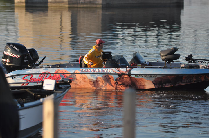 CA0A69D5-2CC0-4572-BD5F-01E840451FF5