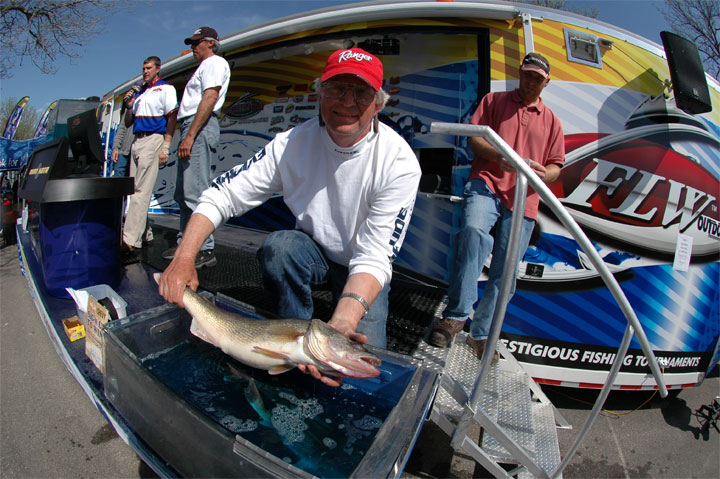 CF010922-DFE3-4644-B504-0947EE060313