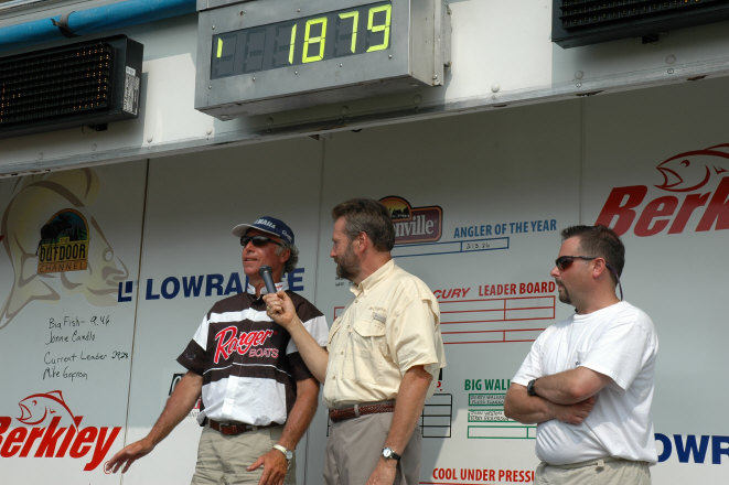 CF634A0D-4B20-4772-BF5A-E729EA3247CF