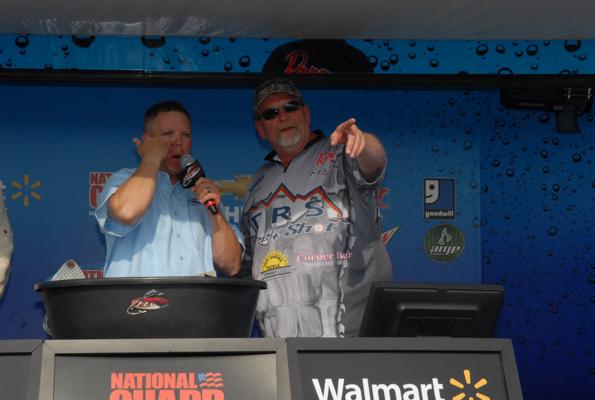 D2D87837-552F-4171-BD16-DF99BF067BE4