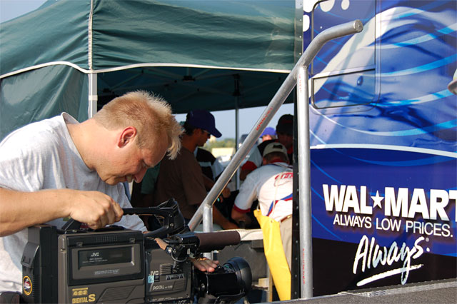 D2F209AE-7BC2-4FF8-9A00-0F5F28E05DBB