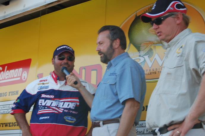 D2FEF1B0-1F46-4D40-B94A-7899A7EF1539