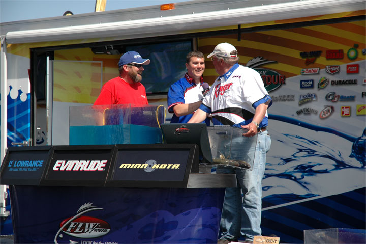 D4F9BD16-D0A6-4DB7-BAC0-C5130598F311