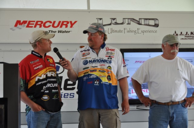 D57EAAA0-2122-48AF-BDF5-6A3DA48E4169