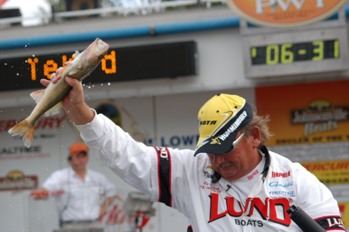 D73B0350-E5AB-4751-9609-4087111CAE53