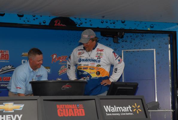 D74769C2-DC37-4331-8148-CAE514746DEC