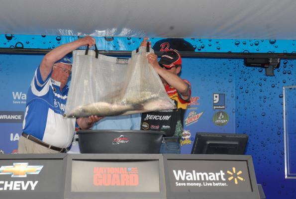 D8D4A799-0BF6-48C0-B2B9-81FCFE380474