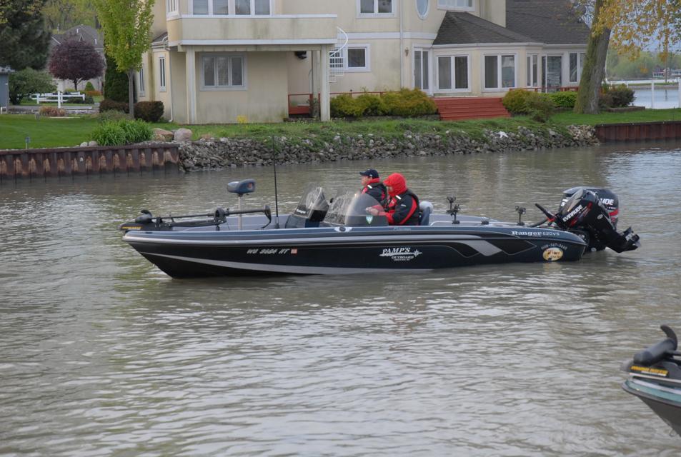 D90B90C9-4419-43E6-BF12-D754114E8748