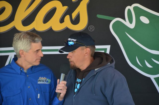 DA1FB03F-CFE7-4EAA-960D-AC6D0D22F46C