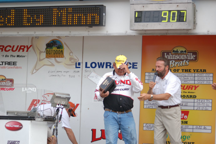 DB6527E8-411F-4012-8B90-87FF7D7C786B