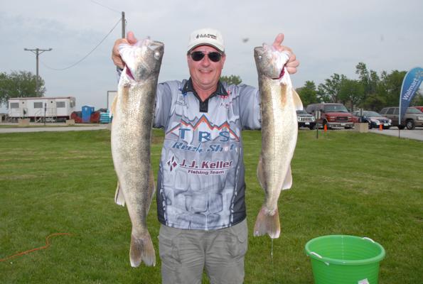 DC42CE70-0484-41A2-9D86-CE25171CD423