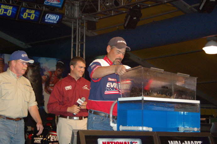 DCC7D269-3763-4279-B601-EB32252008A8