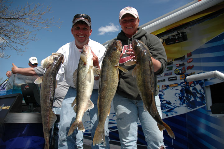 DD4396C3-2D6F-4C3F-9A5A-03AC0831A7E9