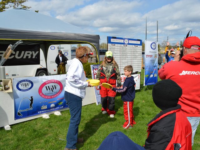 DDA48611-AB39-4853-AC77-5B2BCC9CE574