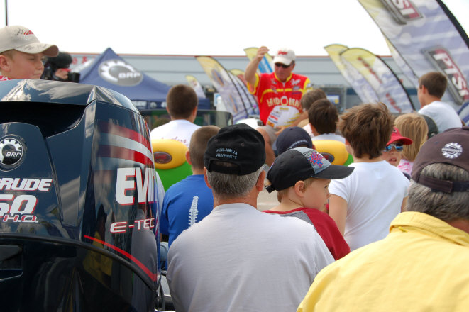 DE6FB05D-7207-44CC-92CA-CA19218A7DB8