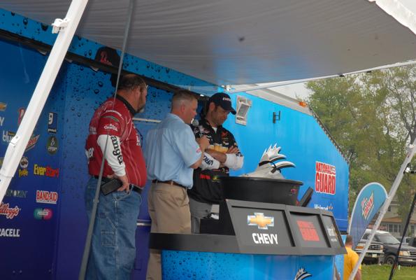 DF28A90C-0ED7-477E-A103-EC799090E220