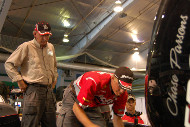 E11AD27F-F63E-4876-AB2E-C88B32DDCF19