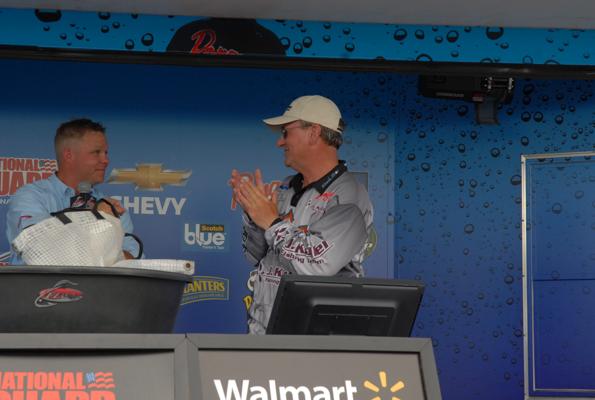 E3021B28-C440-4A31-8F97-90F126176AE9