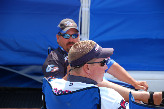 E34A8AE9-6B77-49F1-B68A-5B5A896FB445