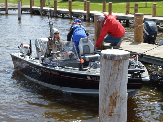 E64D9D26-5411-41E5-ABFF-28DF93C1AC8C