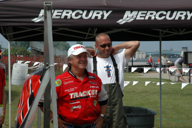 E7AD1690-902F-43DE-B0E1-321692598CF5