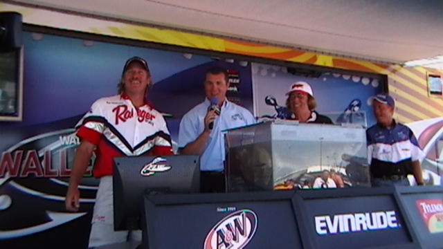 E7BC7B03-FF6C-4CBD-B234-2EED247C1100