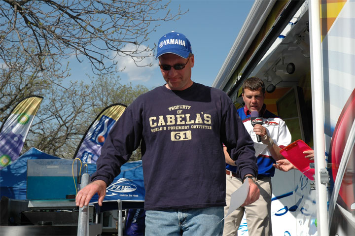 E9717C6B-D23F-4CD9-844E-C0EF7FAF5674