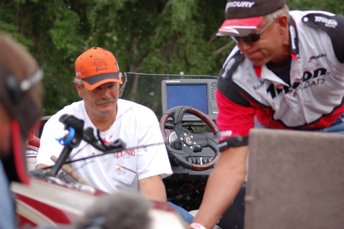 E9A2FA46-67B3-427D-912B-76AA7FF8DFB8