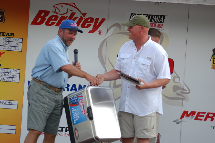 E9AF2DD4-8F26-4CC7-856F-37C22564092C