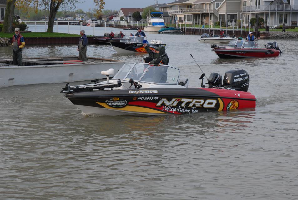 E9EE3E2E-42D0-4E01-B7D2-75B897CDD9AF