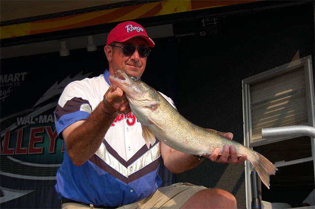 EB6ABB9F-C310-4853-BDCB-23DB0F7CB73C