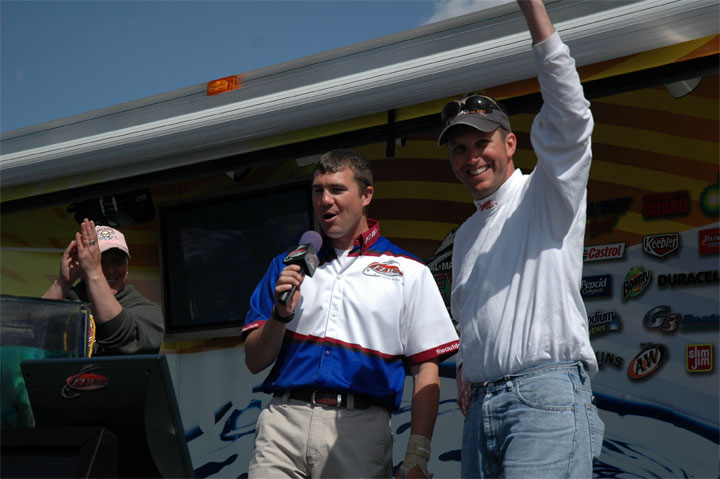 EC6D2358-C144-4898-BD9A-F422012EA918