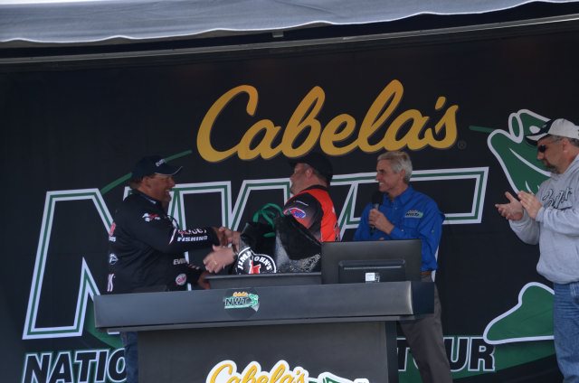 EC7FAC8D-2572-4683-A441-75586D03395E