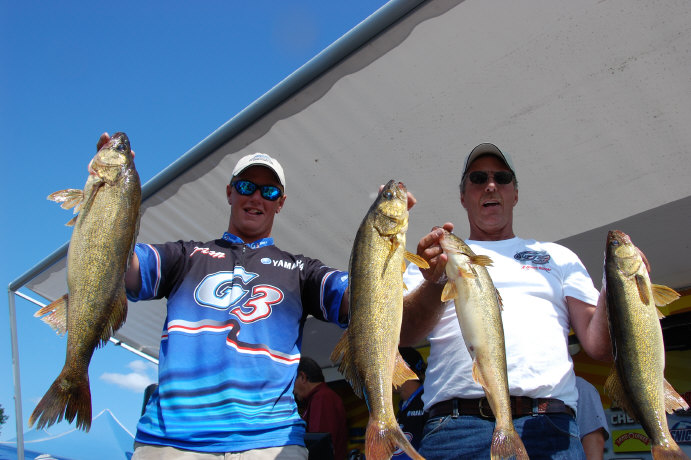 EEB69FA0-8136-41C0-BFB0-2ECF885B170B