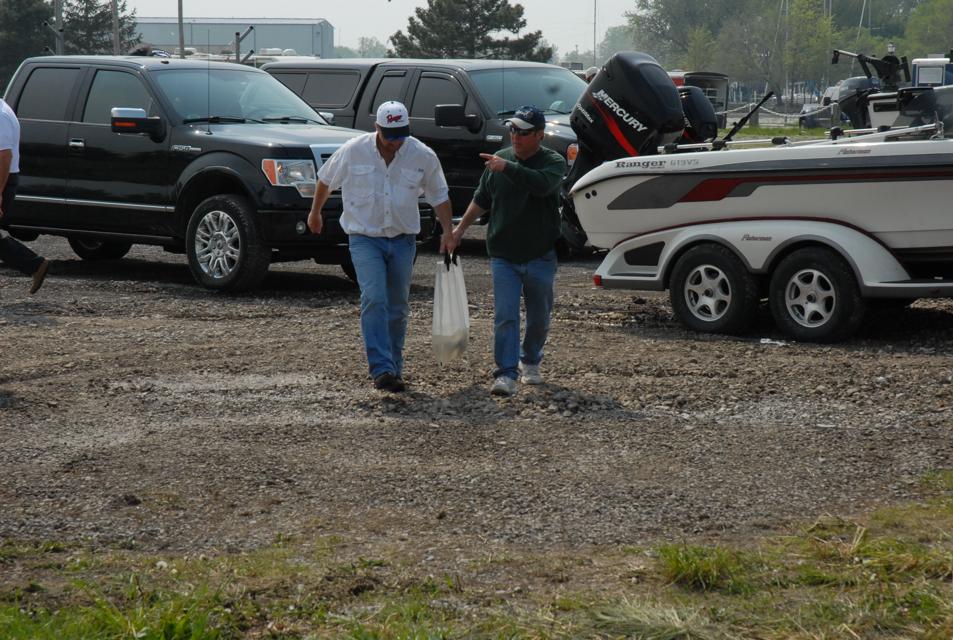 F32C347E-FB5F-4D33-8EB0-997690CED10C