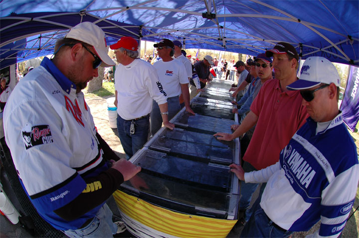 F5FAB052-E7B5-4B29-A1B6-CA3CDF6AAA28