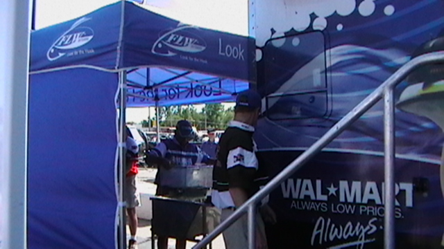 F865FD12-10E0-44E2-9C2D-A3D71C5CC40E