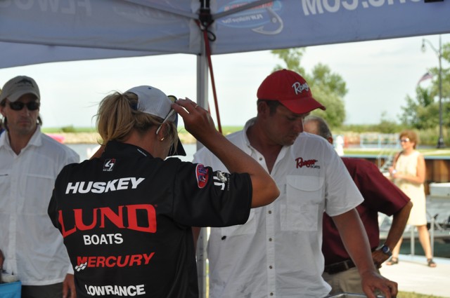 F9000DC4-AC3C-448E-A693-F77288F205AF