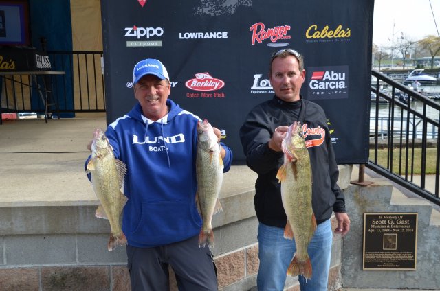 FAAB3638-9900-495C-8555-8D7C503ADB76