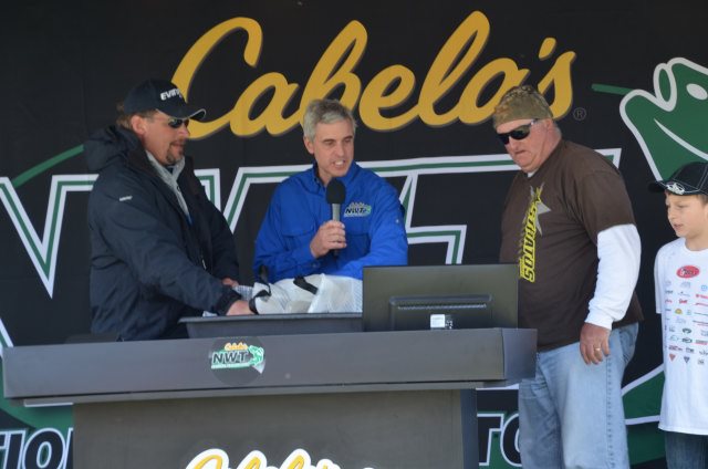 FAE880ED-B7C8-4123-B916-785FC76E2D42