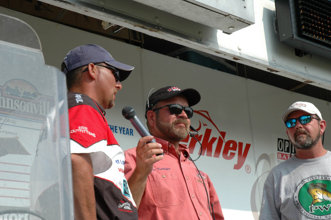 FBB18A88-8984-4B65-AF12-98CF889131CB