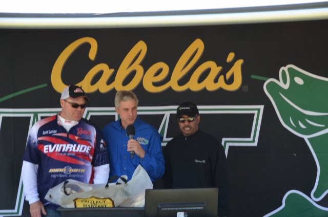 FC095563-24BA-419C-A803-979C1CA7D9C3