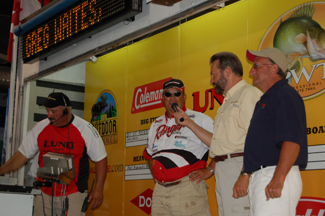 FD67BB00-A3D5-4310-AA2E-EB05DC3E3ACA