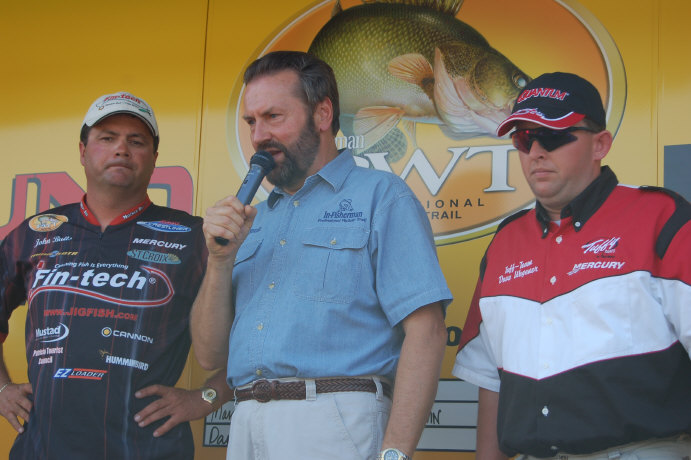 FE1520F2-29F4-4EDD-BF70-DB490A0433EF