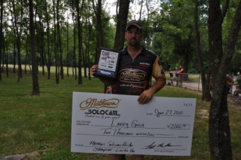 0A4D73D8-B067-4736-B7B4-48F89EBDFBC2