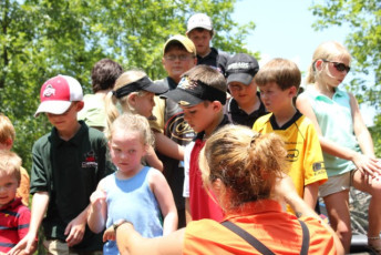 561376E9-DC2C-41BC-A477-935D29FACB4A