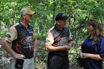 5FC199C8-3E09-4081-95F2-E52EB529D80A